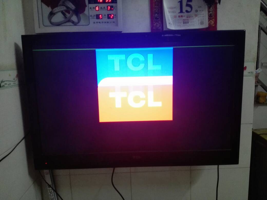 TCL电视闪屏现象解析，与自然美景相遇中的技术挑战