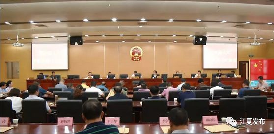 白城市人事任免更新及小巷独特风味探秘