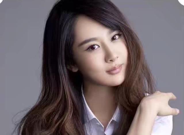 女明星艺名背后的故事，意义与争议探讨