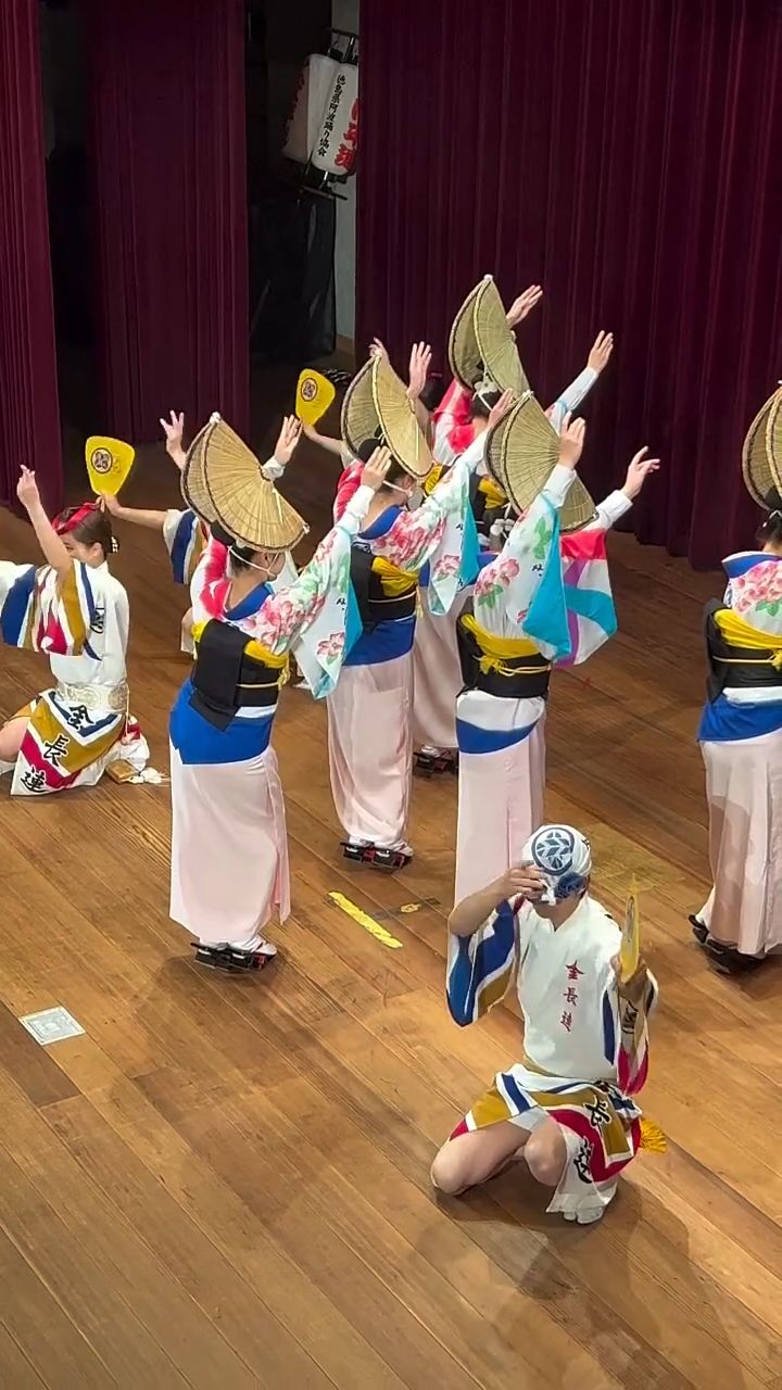 日本最新舞蹈，舞动自信，展现变化的力量